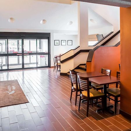 Quality Inn Bridgeport-Clarksburg Εξωτερικό φωτογραφία